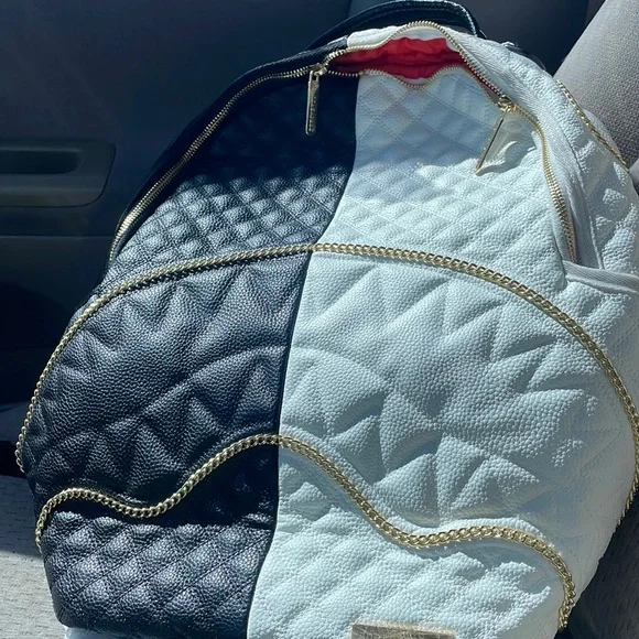 Spray ground back pack chain design - Picture 1 of 2